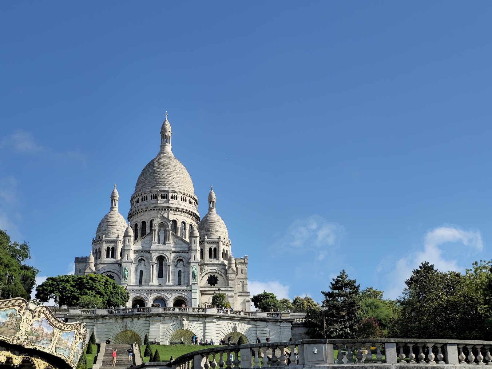 Visit Montmartre's Sacré Cœur Basilica