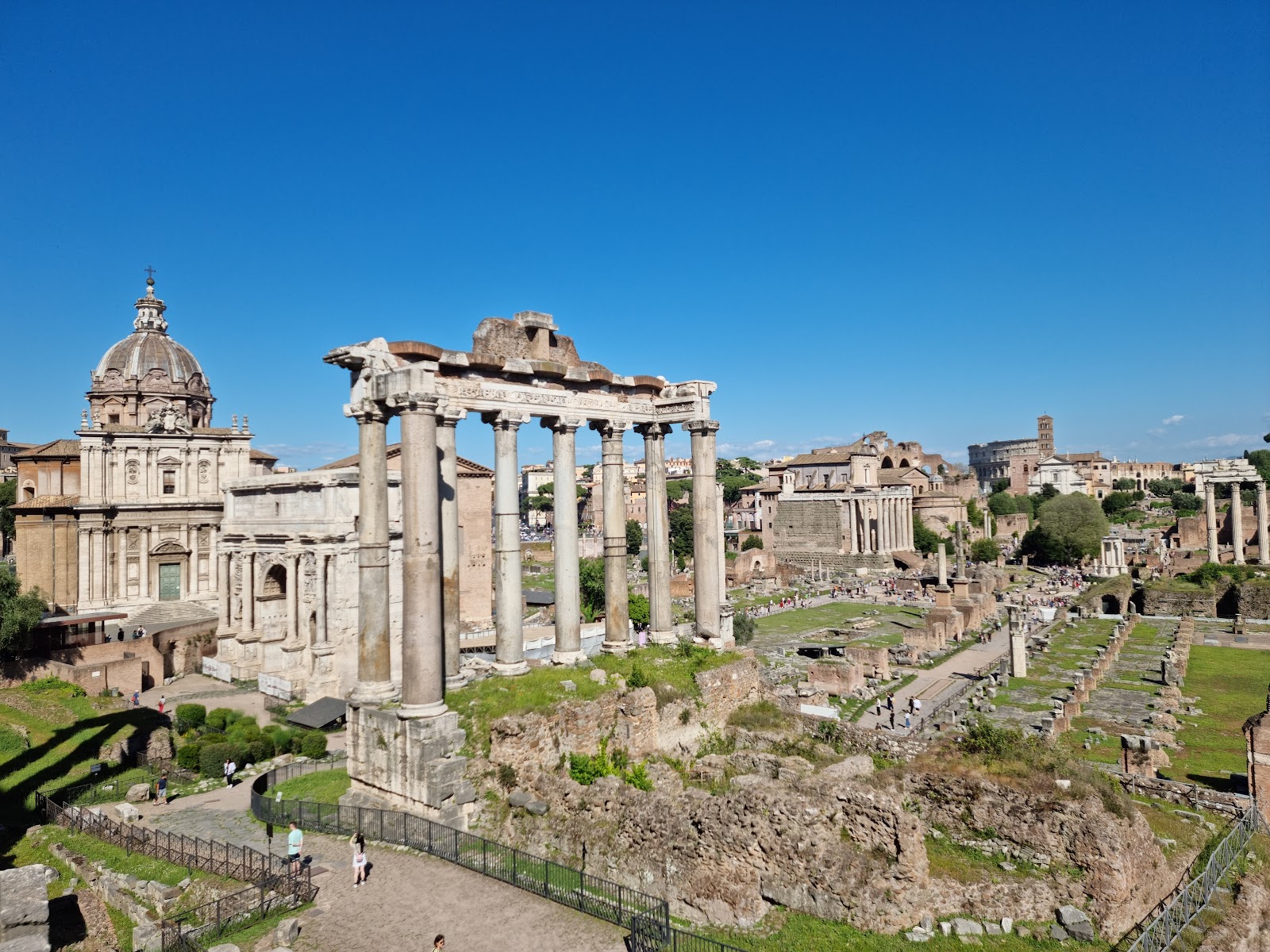 Stroll through the Roman Forum