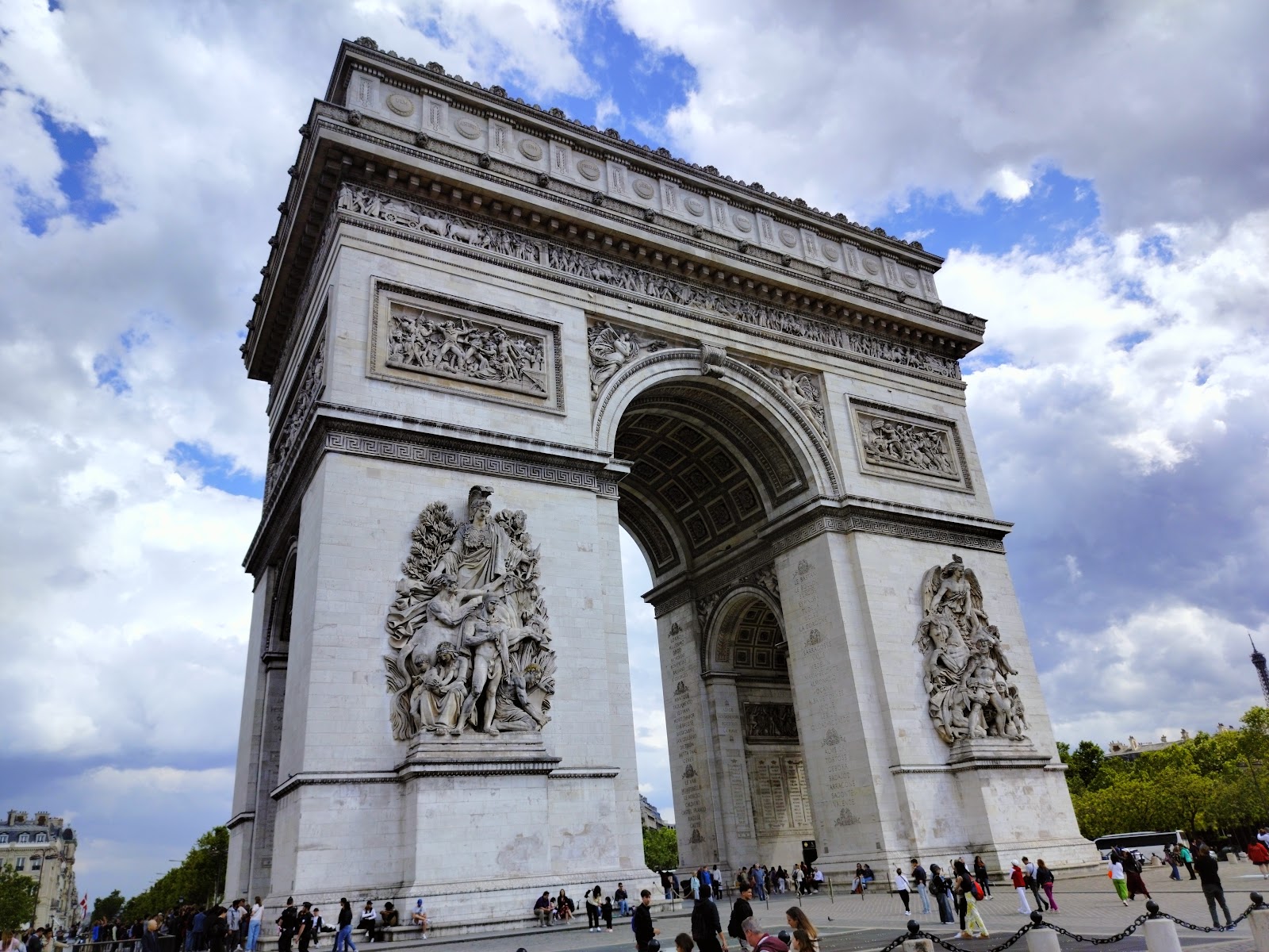 Explore the Arc de Triomphe